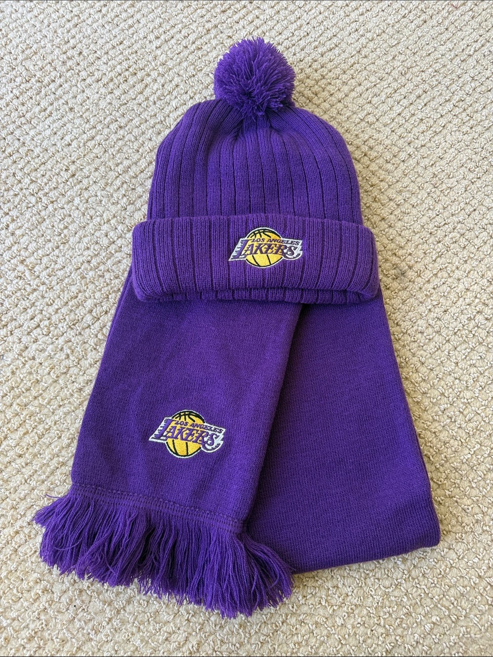 LA Lakers Beanie with scarf set - Purple